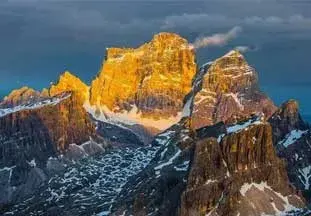 Carrara mountain